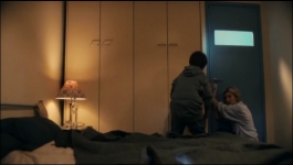 Crooks (Hindi) - Season 01 Episode 08